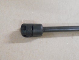 Takaluukun kaasujousi  KING 069-1323.  OE&nbsp; SKODA 6U0827551,&nbsp; 6U0827551B.  Skoda Felicia I Farmari  (6U5),  07.1995 - 03.1998.  Skoda Felicia II Farmari  (6U5),  01.1998 - 06.2001.