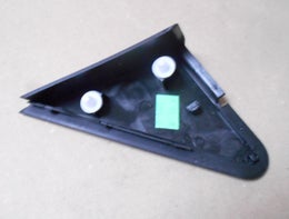 Oikeanpuoleisen  sivupeilin vastapala  sis&auml;puolella  alkuper&auml;isosa  FORD 1633007.  2N11-N16003-AK.  Ford Fusion,  2002-2012