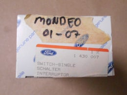 S&auml;hk&ouml;ikkunoiden  ja peilien kytkimet kuljettajan oveen  alkuper&auml;isosa  FORD 1430007.  3M6T-14529-CE.  &nbsp;Ford Focus Mk2 Hatchback, 07.2004 - 09.2012.   Ford Focus Mk2 Sedan,  04.2005 - 09.2012.  Ford Focus Mk2 Farmari,  07.2004 - 09.2012.