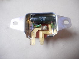 J&auml;nnitteens&auml;&auml;din LUCAS NCJ200 ja FD TCL 12-1.  OE MAZDA 0222-18-391, ym.  Mazda 1200, 1971,  Mazda R100,  1971-1972,  Mazda RX2, 1972-1973,  Mazda 616, 1970-1972,  Mazda 618, 1972-1973,  Mazda 1000, 1975-1977,  Mazda 1300, 1971-1977