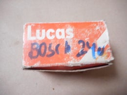 J&auml;nnitteens&auml;&auml;din LUCAS 21221348,  UCB402.  28.3V.  OE ﻿BOSCH 1 197 311 317.  ﻿﻿VOLVO 244344,  FIAT 4701484, ym. Lukuisiin kuorma-autoihin Bosch -laturilla.