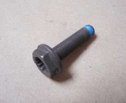 Vauhtipy&ouml;r&auml;n pultti  alkuper&auml;isosa  VOLVO 9176203.