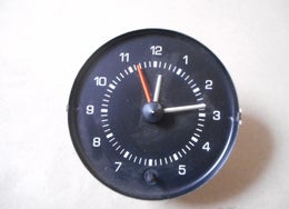 Kello mittaristoon alkuper&auml;isosa FORD 3242646.   Ford Escort Mk3,  Ford Orion Mk1,  09.1984 - 01.1986.