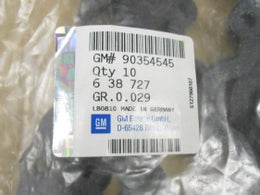 Venttiilikopan tiiviste  alkuper&auml;isosa   GM,  OPEL  90354545.   Lukuisiin Opel- malleihin, 1.2-1.6 litran bensiinimoottoreihin, 1975-2005.
