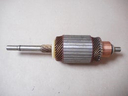 K&auml;ynnistysmoottorin ankkuri  REAL 220 04 022.  12V.  OE  FIAT 4154276, ym.  Fiat 124,   Fiat 125,   Fiat 132.   Lada takavetoiset ja Niva.