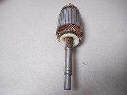 K&auml;ynnistysmoottorin ankkuri  REAL 220 04 022.  12V.  OE  FIAT 4154276, ym.  Fiat 124,   Fiat 125,   Fiat 132.   Lada takavetoiset ja Niva.