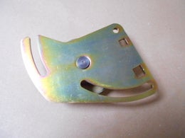 Moniurahihnan kiristin  INA/LuK  531 0038 10.  OE  CITROEN,  PEUGEOT 645376,  ym.  Citroen ZX,  (1.6,  1.9), 1991-97.  Citroen BX,  (1.6 - 1.9 GTi), 1982-94.  Peugeot 205,  (1.6 - 1.9 GTI),  1983-98.  Peugeot 405,  (1.9 - 1.9 MI-16 4x4), 1987-92