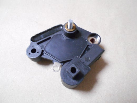 J&auml;nnitteens&auml;&auml;din  MOBILETRON  2026-1932.  14V.  OE&nbsp; CITROEN,&nbsp; PEUGEOT 5761A5.     Lukuisat  Peugeot   ja  Citroen  -mallit,  1994 ->