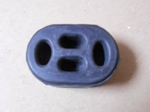 Pakoputken kannatin  55-12709-30.   Opel